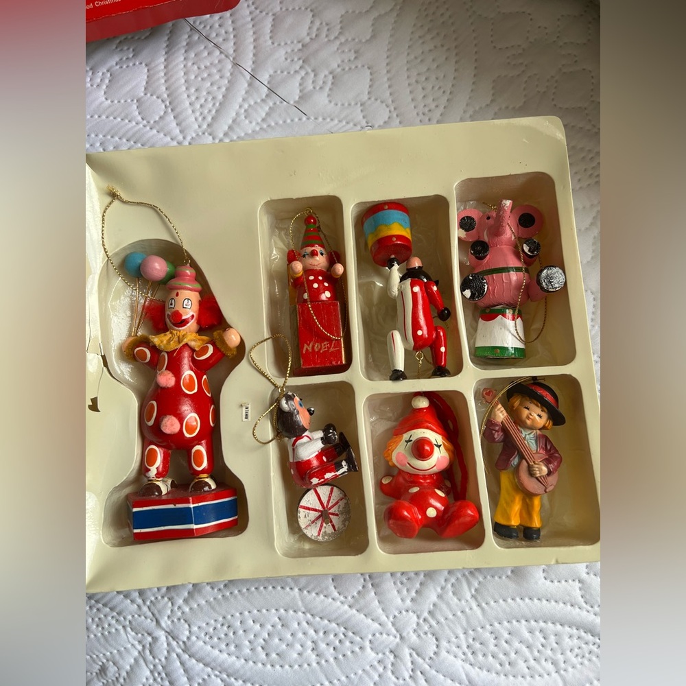 vintage christmas tree ornaments
7pC hand Painted - Picture 2 of 7